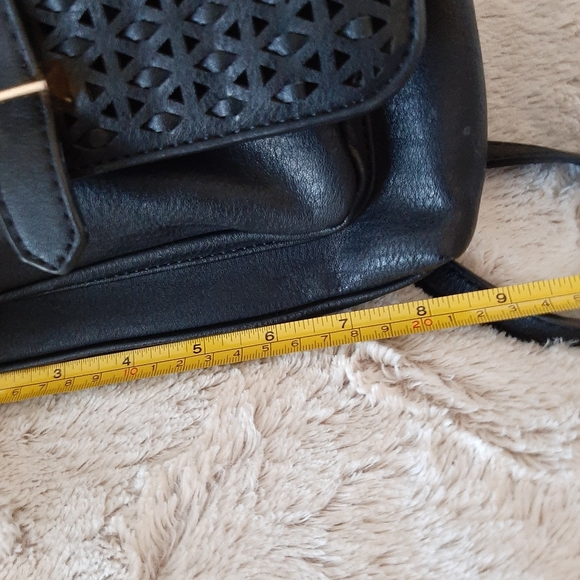 ANTIK KRAFT - Faux Leather Crossbody Snap Front Black - Picture 12 of 13